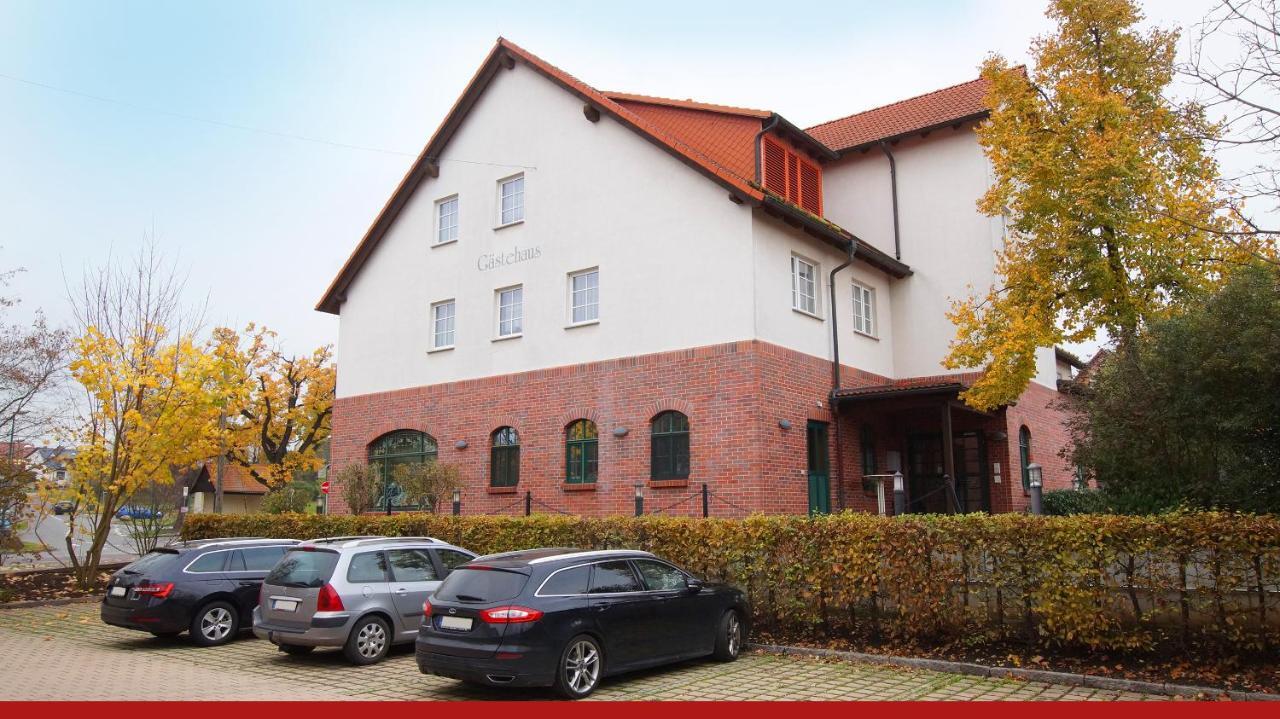 Hotel & Restaurant "Zur Linde" Spergau Exterior photo